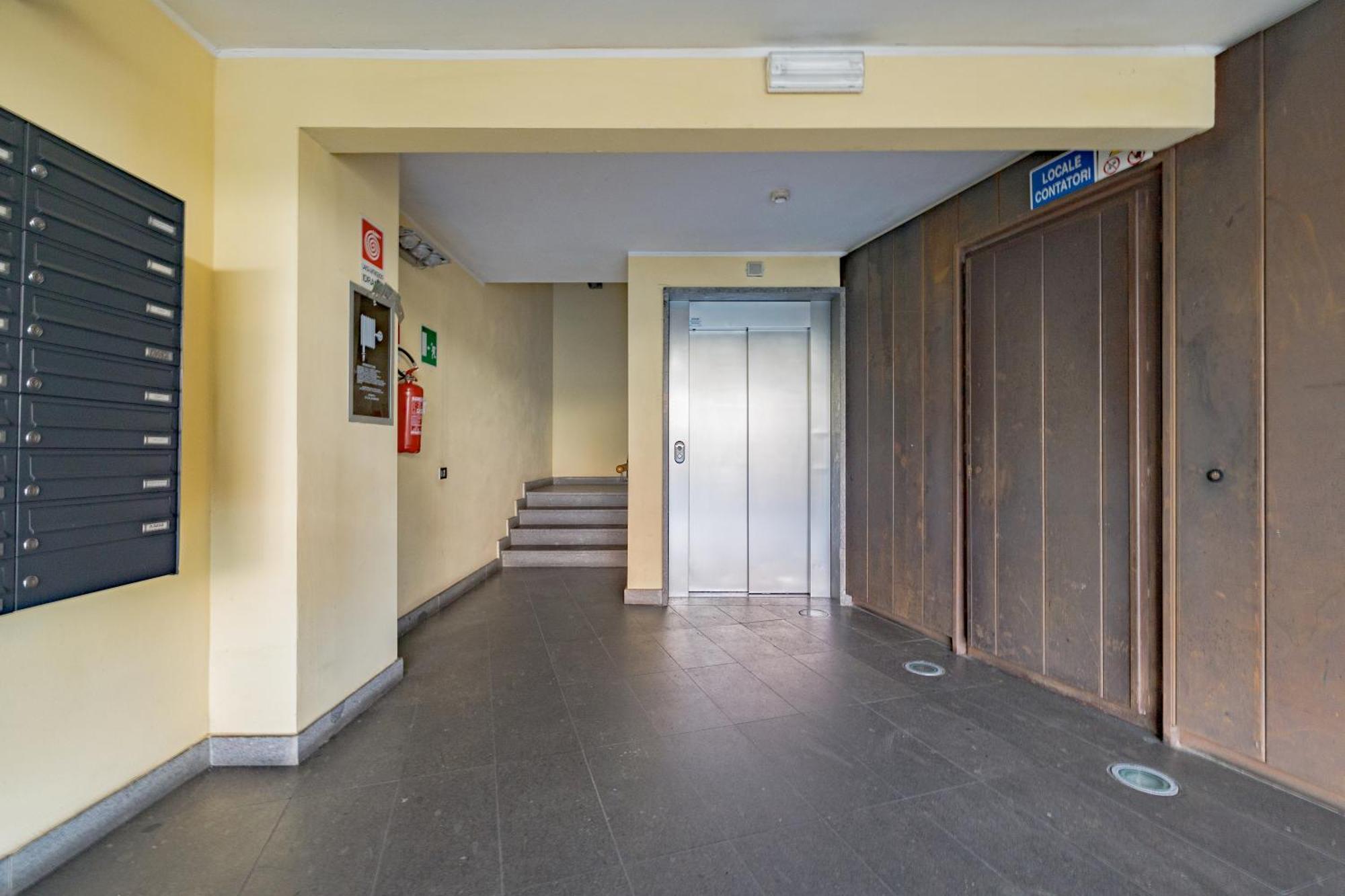 Casa Solare - Eleganza Milanese In Porta Romana Exterior photo